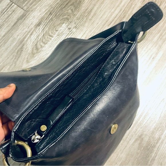 Black Leather Shoulder Bag Hand Bag Gorgeous Hardware The Trend - Picture 12 of 17